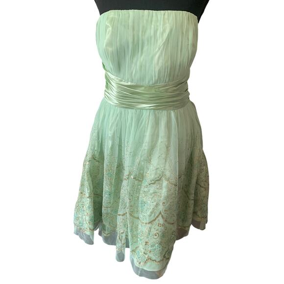 Morgan& Co Light Green Fairy FairyCore Strapless Gown Prom Dress Sz 11/12 Tulle - Picture 1 of 16